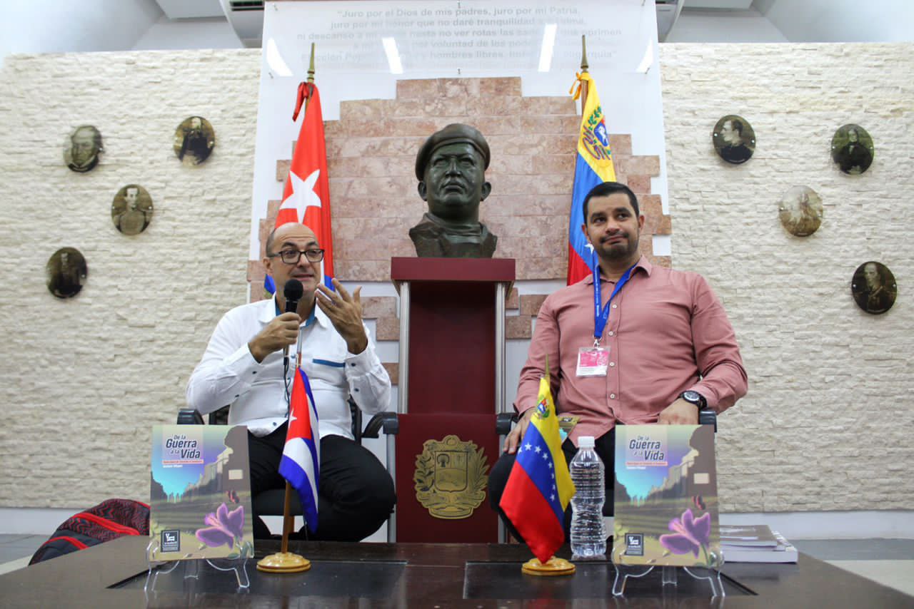 Gustavo Villapol compartió en Cuba su libro De la guerra a la vida