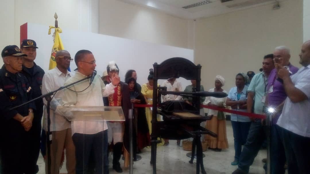 Caraqueños pueden ver imprenta del Libertador este 27 y 28 en sede de Gobierno del Distrito Capital