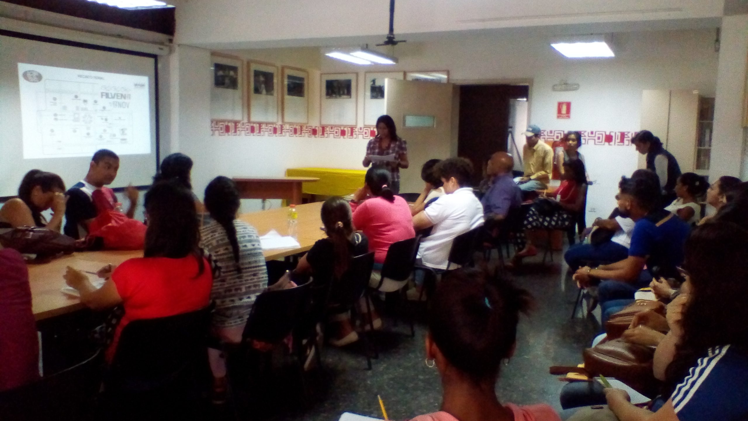 Cenal inició formación de más de 100 guías para promoción de lectura en 15ª Filven