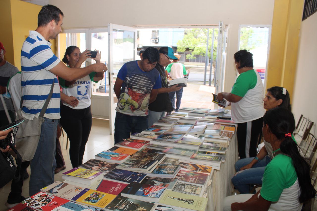 La Filven acercó el libro y la lectura a deltanos