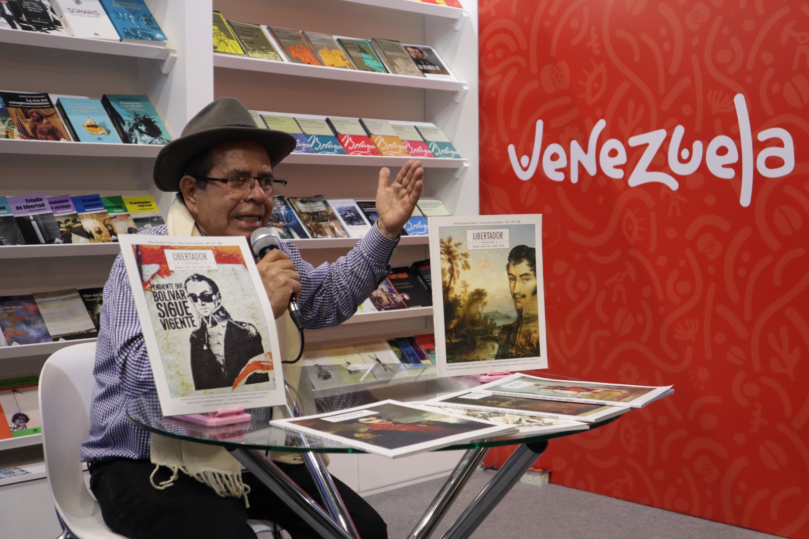 Revista venezolana Libertador Ocho Estrellas destaca en FilBo como vehículo para la cultura
