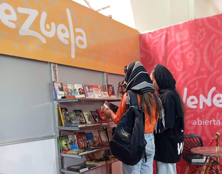Venezuela presente en la 36.ª Feria Internacional del Libro de Teherán