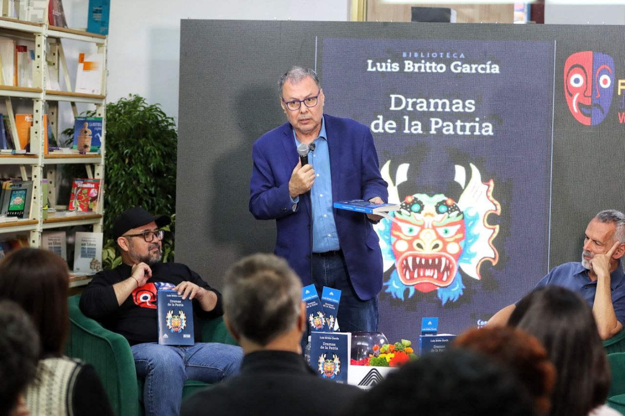 “Dramas de la Patria” de Luis Britto García estará disponible en Librerías del Sur