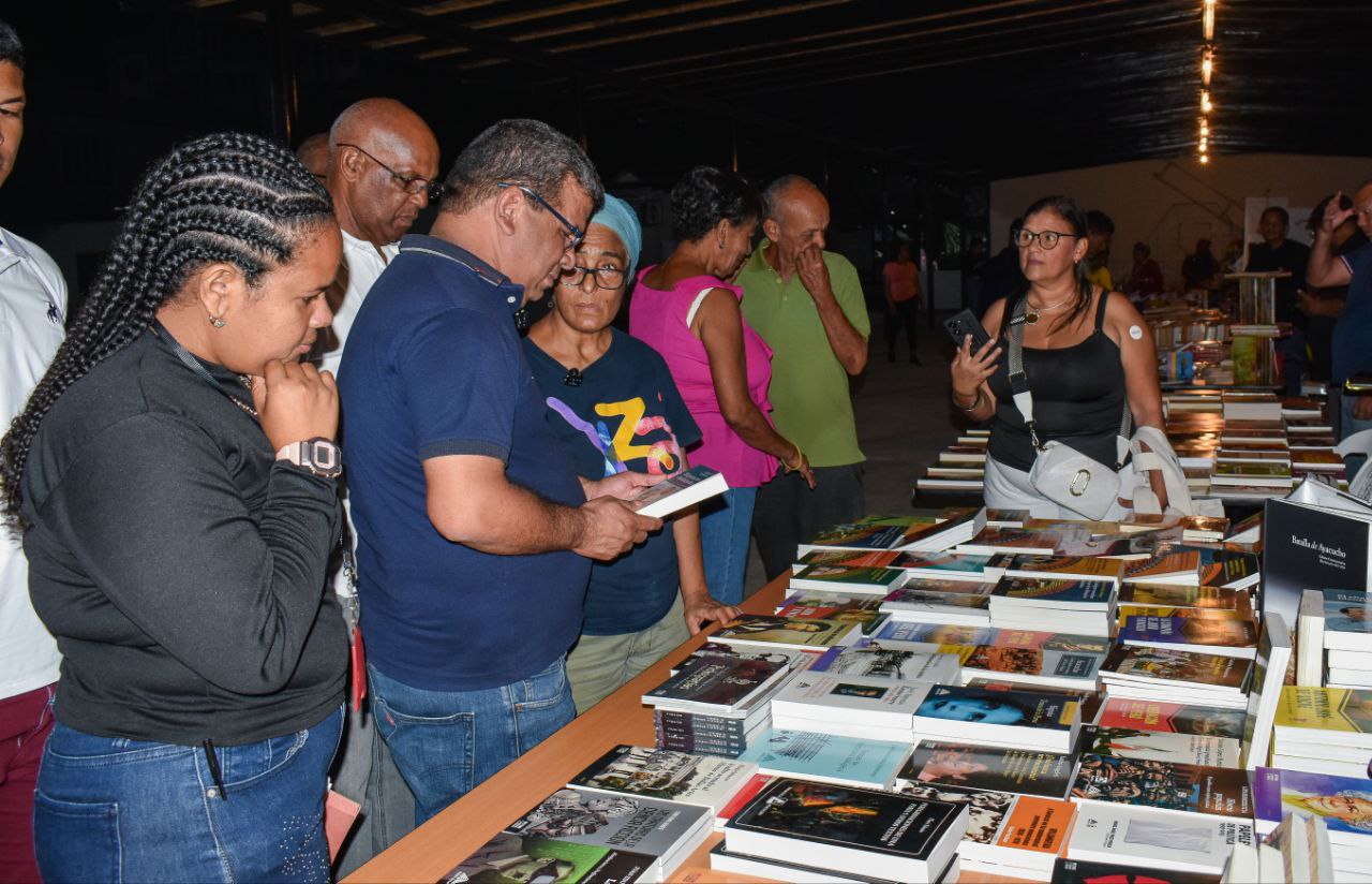 En Güiria se inauguró la 21.ª Filven Sucre como símbolo de resistencia antiimperialista