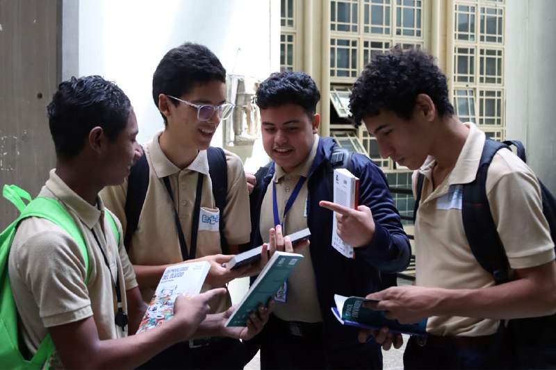 Leer un libro es un viaje a través de las letras