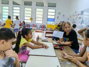 Niños y niñas participaron en jornada de lectoescritura en la Biblioteca Pedro Emilio Coll